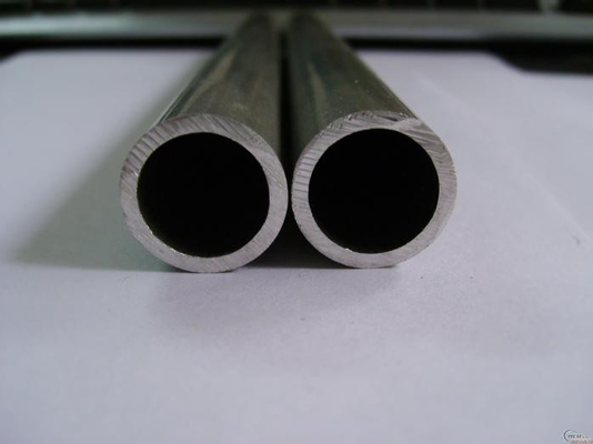 DIN SUS304 Stainless Steel Round Pipe 347H Alloy Decoiling Untuk Industri Ringan